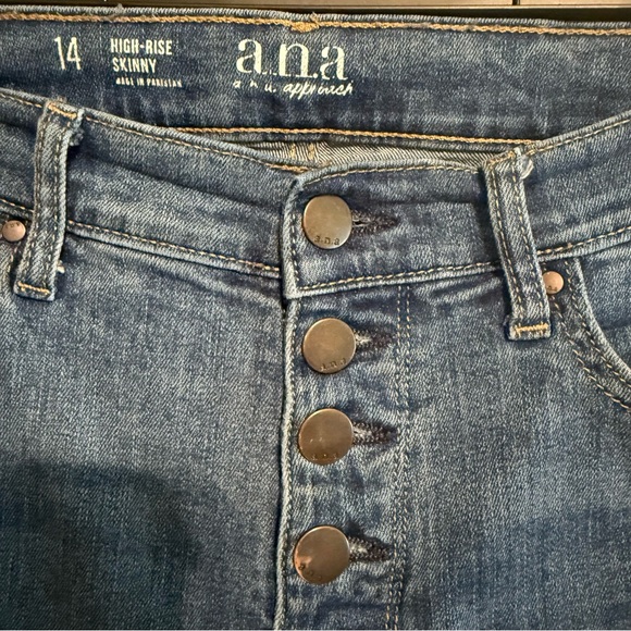 A.N.A Women's Blue Distressed Jeans With Cuff Button Fly High Rise Size 14 - Picture 2 of 4